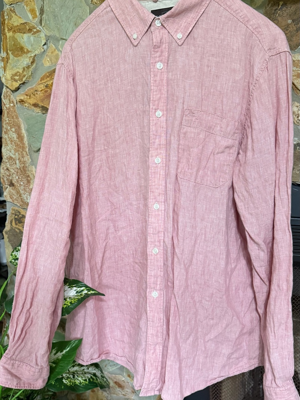Men's Button-Down Linen Shirt in Light Pink XL